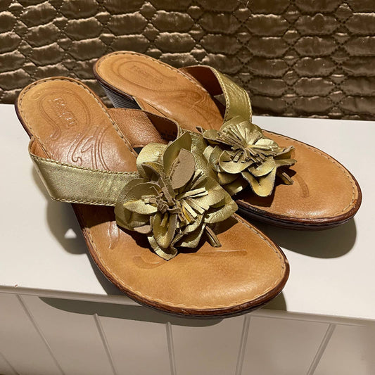 Born gold brown flower leather wooden sandals, women's 11