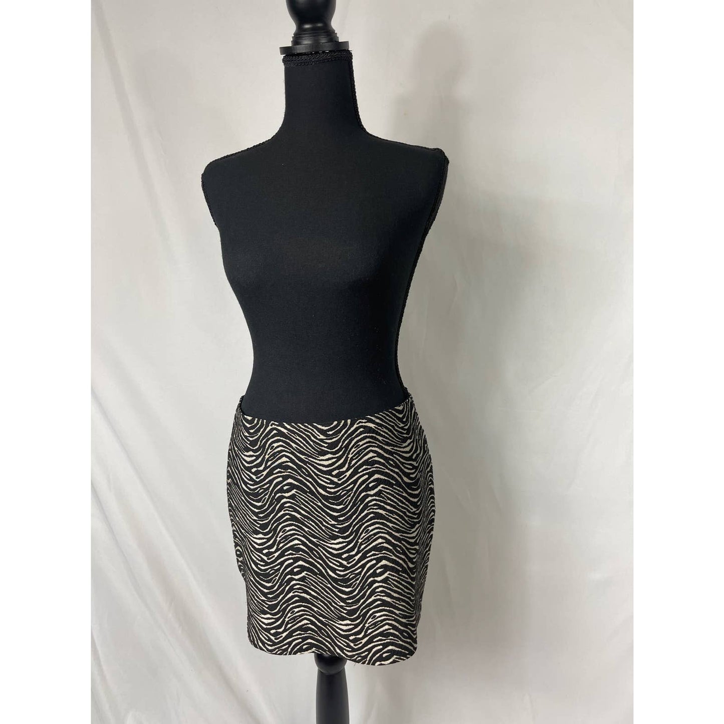 Forever21, animal print stretch mini skirt, junior's Medium